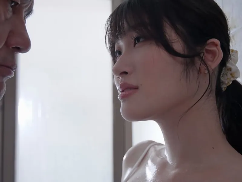 Đang chịch sướng thì chim anh xìu em mút mãi không cứng lên được để chịch tiếp